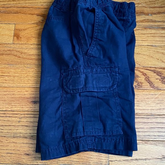 Place ❤️ Kid's 100% Cotton Cargo Shorts Size 5 (PRE-LOVED) - Picture 4 of 6